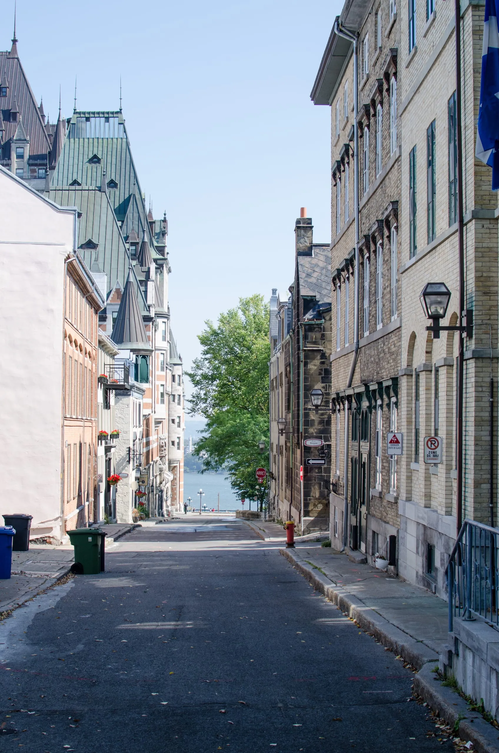Old Québec street climbing toward the Château Frontenac